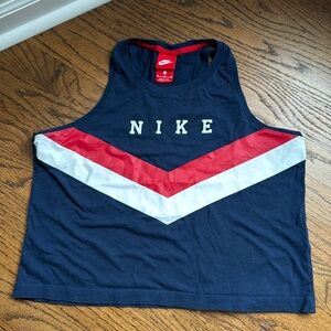 Nike cropped muscle Tee. Women’s medium.